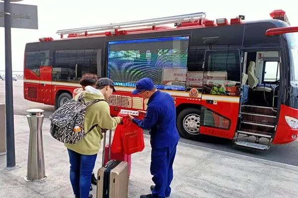 安全守护成长，赢多多宣传消防车助力消防安全“开学第一课”！
