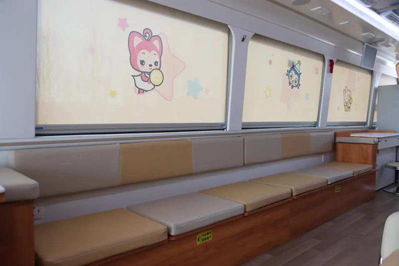 阿狸主题采血车，献给依然相信童话的人