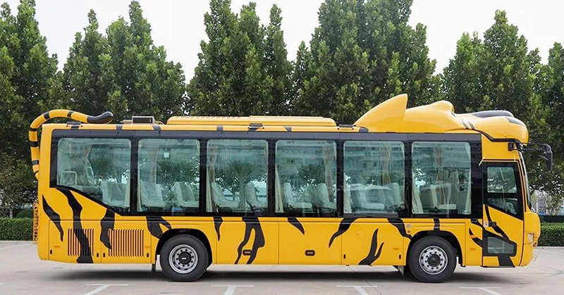 游览车旁展才艺，河南版“熊大”上热搜