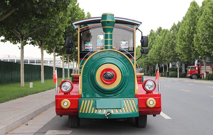 上岗！赢多多纯电动观光小火车入职神农架大九湖景区