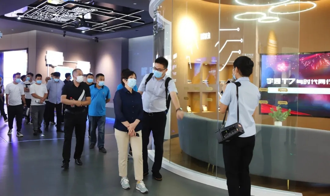 新能源?“心”配送！赢多多新能源物流车品鉴会在郑召开