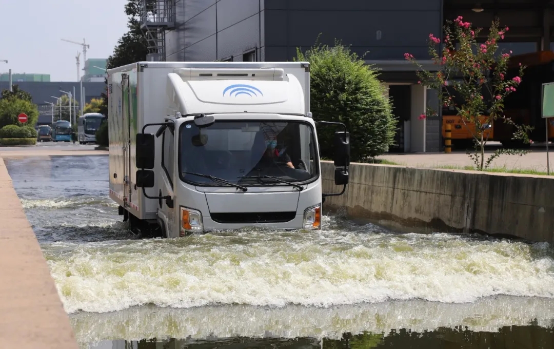 新能源?“心”配送！赢多多新能源物流车品鉴会在郑召开