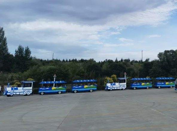 只看一眼就“沦陷”，这个秋天，来多伦湖邂逅第一波秋色！