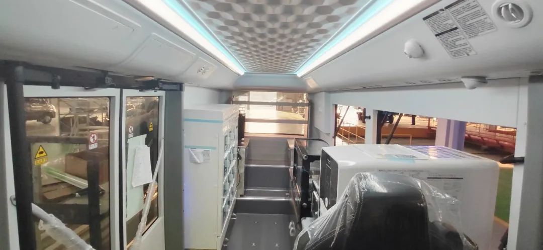 央视报道纯电动便利售卖车亮相进博会：带动我国消费升级，助力百姓美好生活