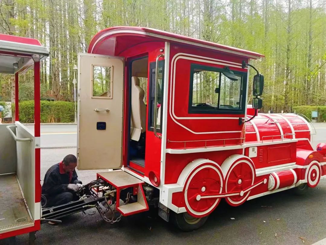 赢多多专用车“新能源安全月”服务进行中，助力景区迎战旅游高峰！