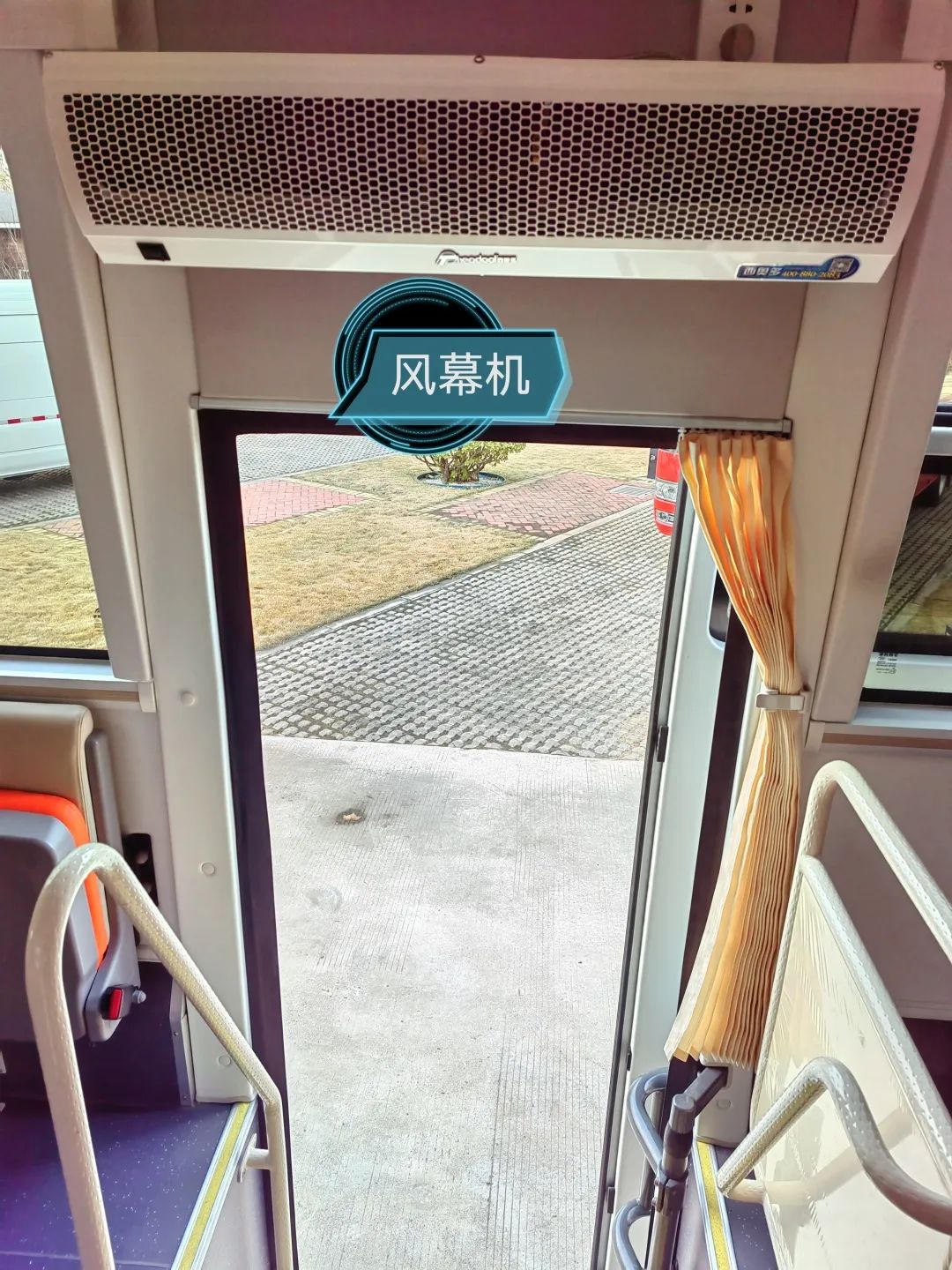 《职业病防治法》宣传周，赢多多移动体检车为人民群众守好健康“预防关”