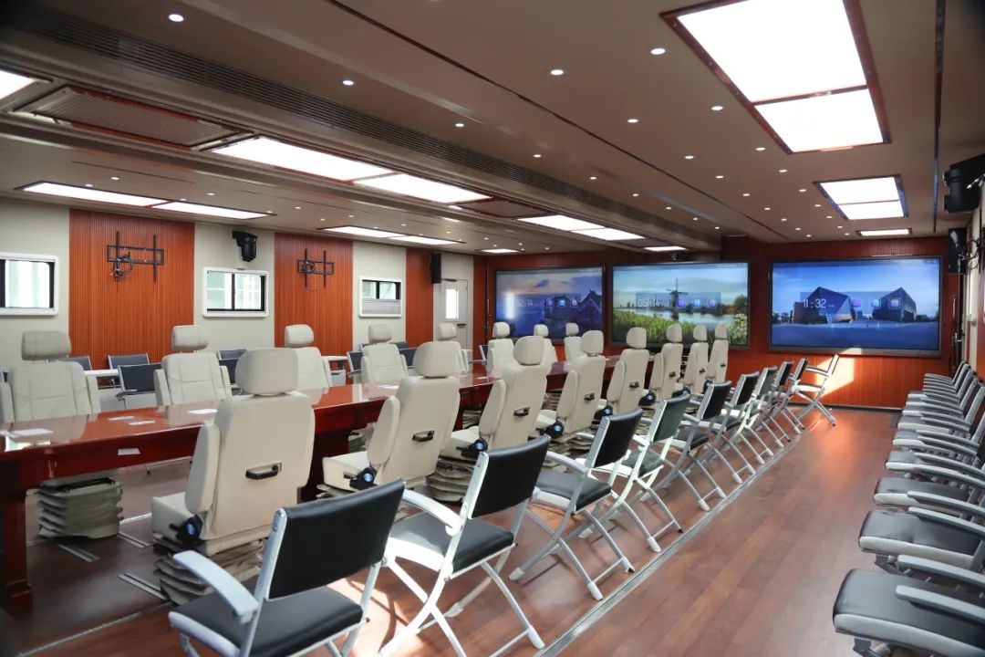 赢多多应急救援车辆惊艳亮相第三届全国危化救援技术竞赛展！