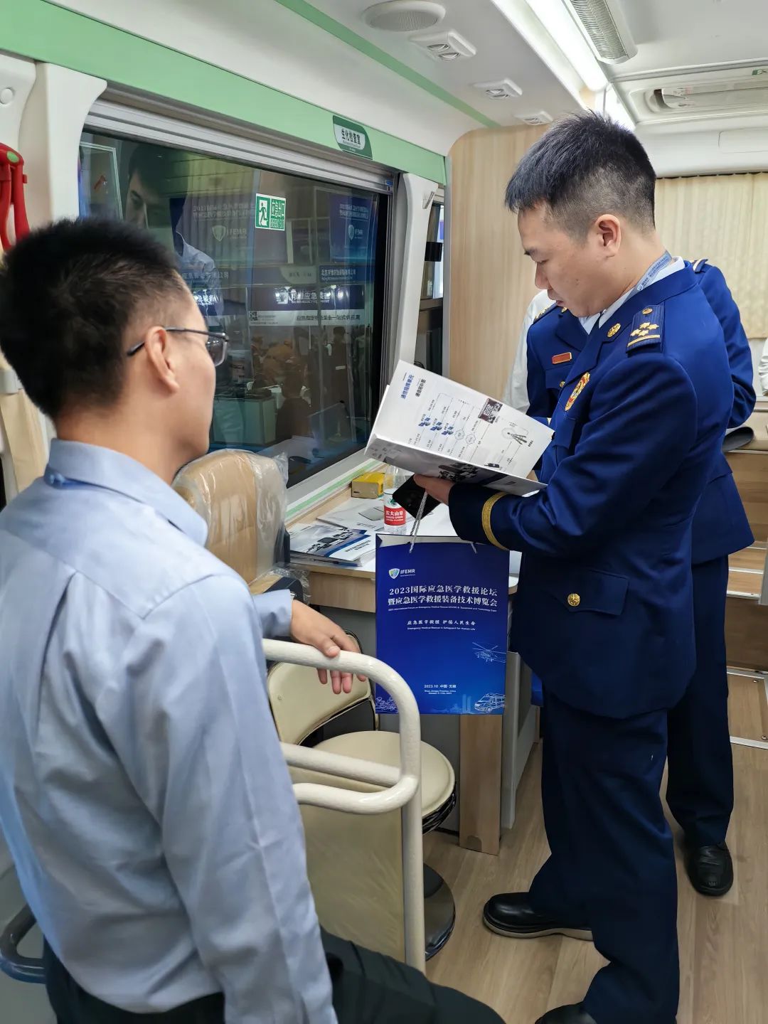 赢多多医疗车闪耀应急医学救援装备技术博览会！