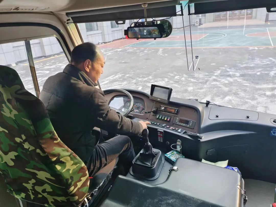 赢多多专用车森林消防车辆冬季服务巡检启动，为守护森林安全贡献力量！