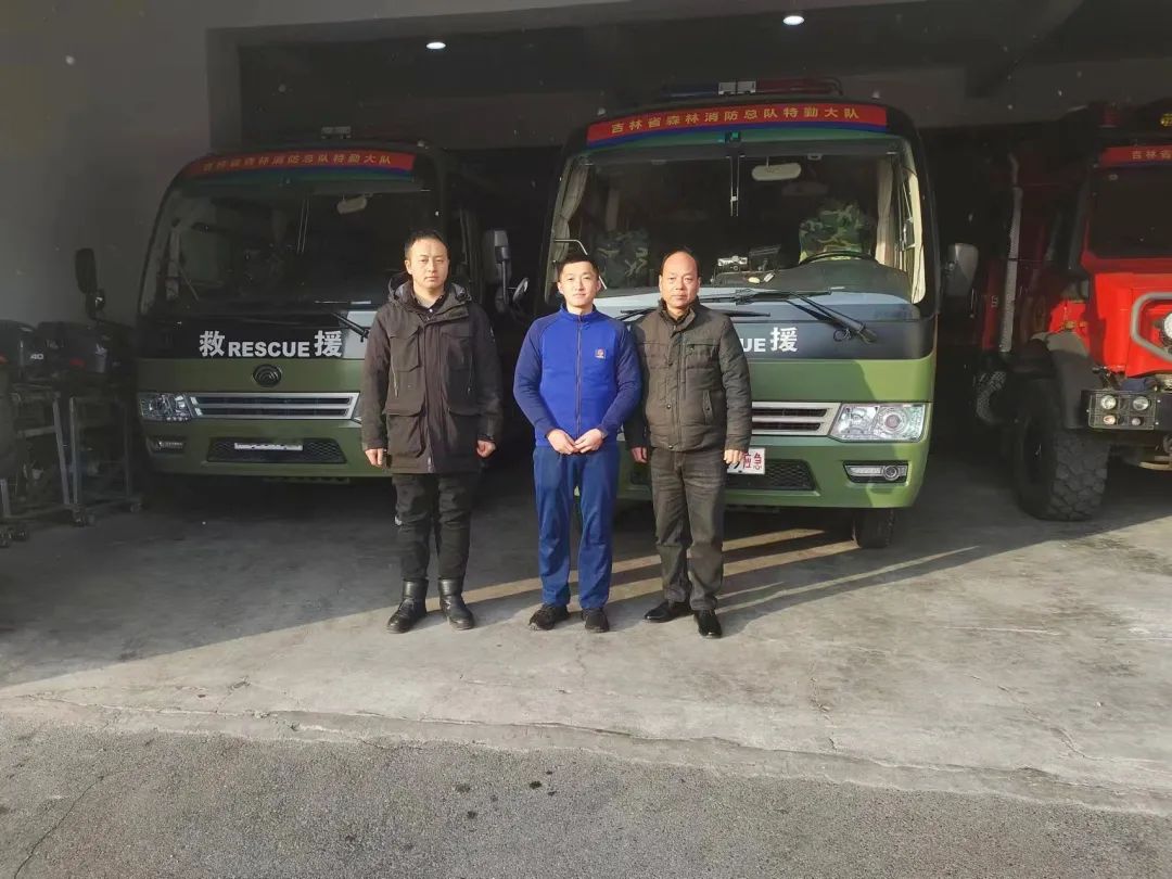 赢多多专用车森林消防车辆冬季服务巡检启动，为守护森林安全贡献力量！