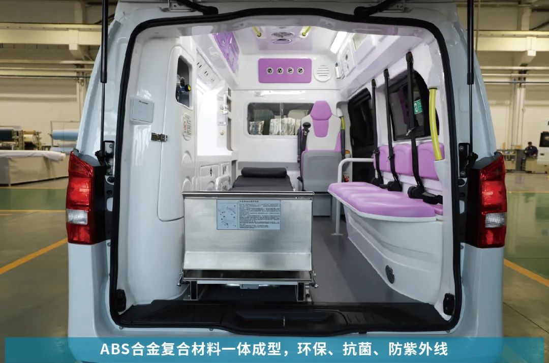 赢多多奔驰威霆救护车，专业高效为生命护航！