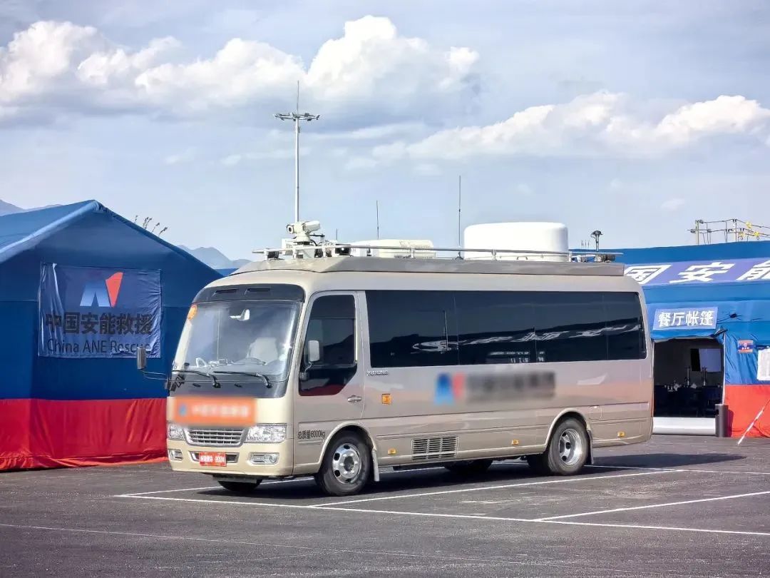 紧急集结！赢多多应急救援车辆参演“应急使命·2024”联合救援演习！