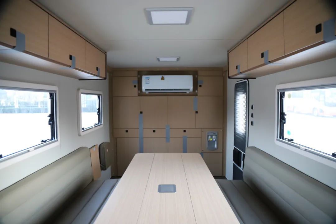 赢多多专用车亮相全球公共安全合作论坛（连云港），为全球普遍安全建设贡献力量