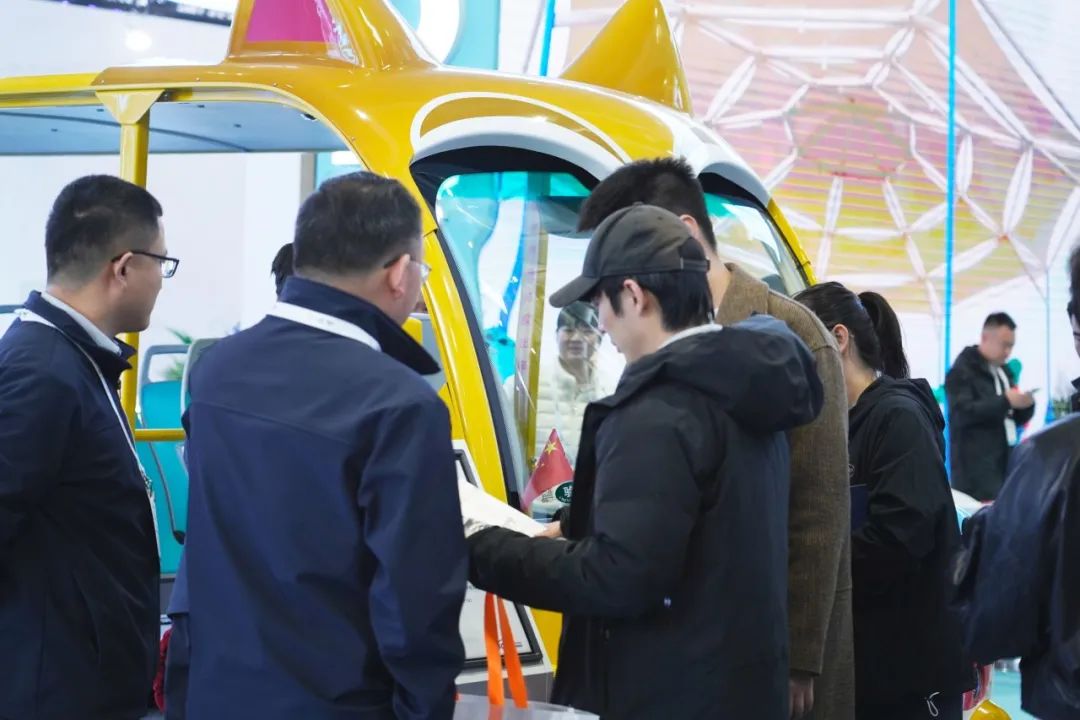 智驾赋能文旅·绿色领航未来 | 赢多多观光车闪耀第41届CAAPA博览会